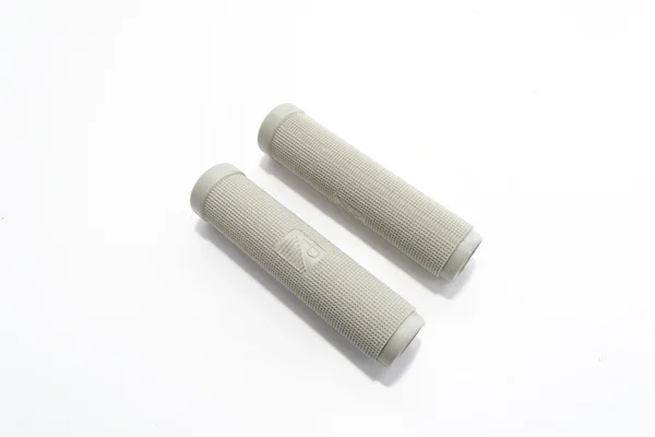 A Buon Prezzo 00615-GR - COPPIA MANOPOLE VESPA V15-V30-135MM GR